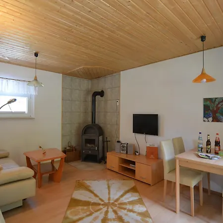 Cosy With Covered Porch 度假居 Finsterbergen