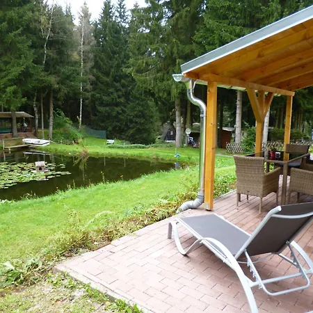 Cosy With Covered Porch