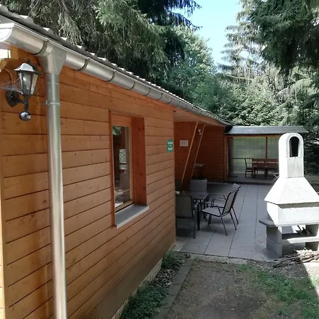 Cosy With Covered Porch *