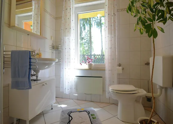 Cosy With Covered Porch Tatil Evi Finsterbergen