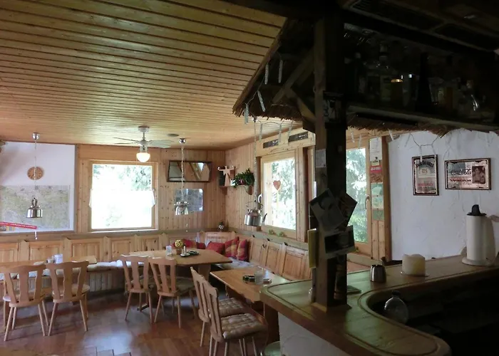 Tatil Evi Cosy With Covered Porch