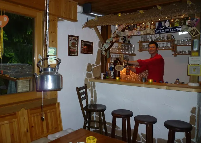 Cosy With Covered Porch Tatil Evi *