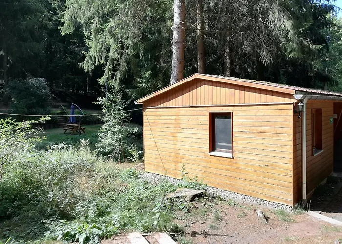 Cosy With Covered Porch