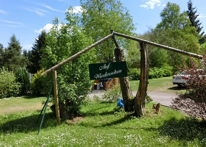 Cosy With Covered Porch *