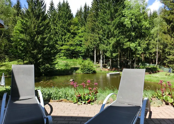 Cosy With Covered Porch Tatil Evi